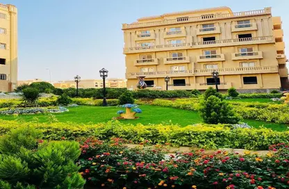 Apartment - 3 Bedrooms - 3 Bathrooms for sale in Al Ashrafiya - North Investors Area - New Cairo City - Cairo