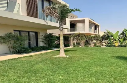 Villa - 5 Bedrooms - 4 Bathrooms for sale in Sarai - Mostakbal City Compounds - Mostakbal City - Future City - Cairo