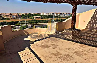 Roof - 2 Bedrooms - 1 Bathroom for sale in South Teseen St. - The 5th Settlement - New Cairo City - Cairo