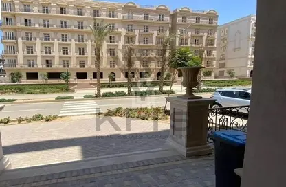 Apartment - 2 Bedrooms - 2 Bathrooms for sale in Hyde Park - 5th Settlement Compounds - The 5th Settlement - New Cairo City - Cairo