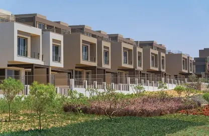 Townhouse - 3 Bedrooms - 4 Bathrooms for sale in Palm Hills New Cairo - 5th Settlement Compounds - The 5th Settlement - New Cairo City - Cairo