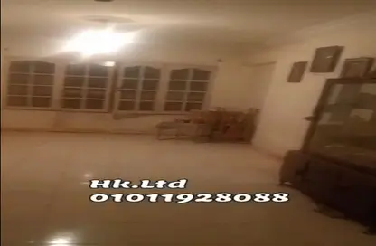 Apartment - 3 Bedrooms - 2 Bathrooms for sale in Al Mansheya St. - Kafr Tohormos - Faisal - Hay El Haram - Giza