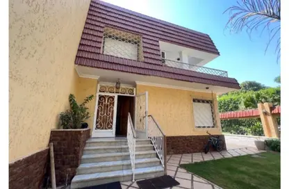 Villa - 6 Bedrooms - 4 Bathrooms for sale in Sarayat Al Maadi - Hay El Maadi - Cairo