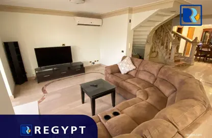 Duplex - 4 Bedrooms - 3 Bathrooms for rent in Degla Square - Degla - Hay El Maadi - Cairo