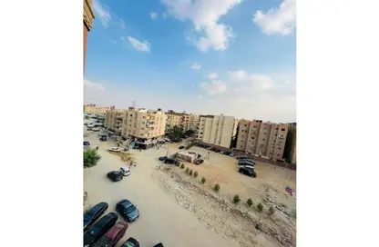 Apartment - 3 Bedrooms - 2 Bathrooms for sale in Gate 4 - Mena - Hadayek El Ahram - Giza