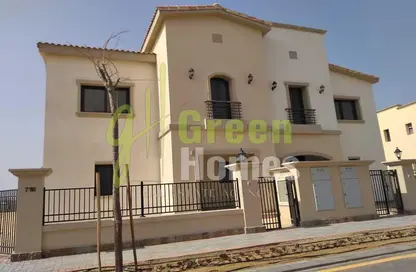 Twin House - 3 Bedrooms - 3 Bathrooms for rent in Levana - Uptown Cairo - Mokattam - Cairo