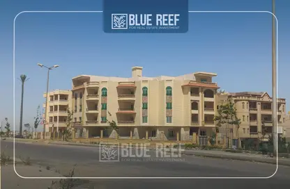 Apartment - 2 Bedrooms - 2 Bathrooms for sale in Al Shorouk Road - 1st Neighborhood - 8th District - Shorouk City - Cairo