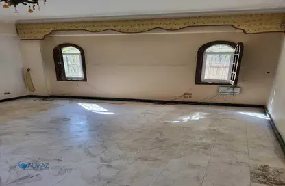 Apartment - 4 Bedrooms - 2 Bathrooms for rent in Street 17 - District 1 - The 5th Settlement - New Cairo City - Cairo