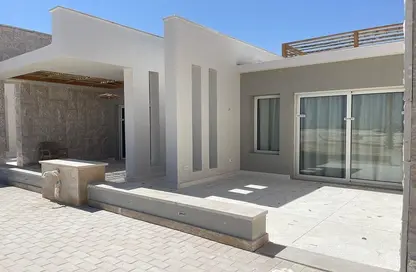 Chalet - 2 Bedrooms - 2 Bathrooms for sale in Seashore - Ras Al Hekma - North Coast