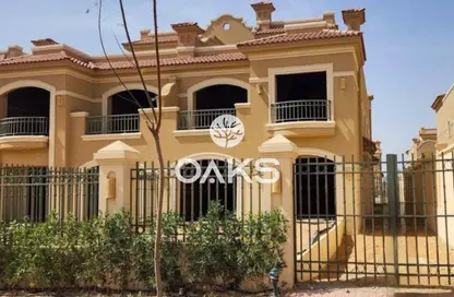 Villa - 4 Bedrooms - 4 Bathrooms for sale in Al Patio 5 East - El Patio - El Shorouk Compounds - Shorouk City - Cairo