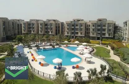 Apartment - 2 Bedrooms - 2 Bathrooms for sale in Galleria Residences - South Investors Area - New Cairo City - Cairo