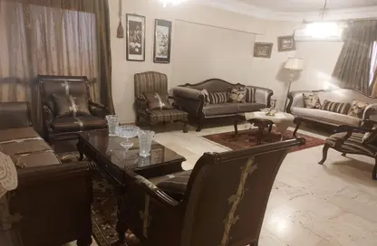 Apartment - 3 Bedrooms - 3 Bathrooms for sale in Mohamed Hassanein Heikal St. - 6th Zone - Nasr City - Cairo