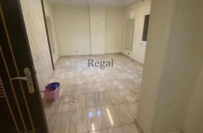 Apartment - 3 Bedrooms - 2 Bathrooms for sale in Lozaka St. - 6th Zone - Nasr City - Cairo