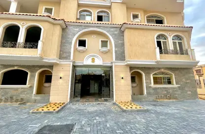 Penthouse - 5 Bedrooms - 4 Bathrooms for sale in Abha - 6 October Compounds - 6 October City - Giza