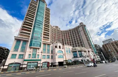 Apartment - 3 Bedrooms - 3 Bathrooms for rent in San Stefano Grand Plaza - San Stefano - Hay Sharq - Alexandria