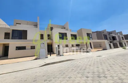 Townhouse - 3 Bedrooms - 4 Bathrooms for sale in Sodic East - 6th District - New Heliopolis - Cairo