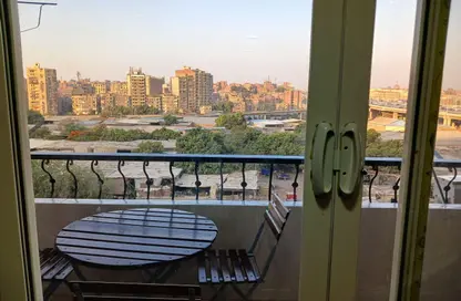 Apartment - 2 Bedrooms - 1 Bathroom for rent in Cornish El Nile St. - Maadi - Hay El Maadi - Cairo