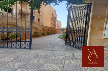 Apartment - 2 Bedrooms - 2 Bathrooms for sale in The 1st Settlement - New Cairo City - Cairo