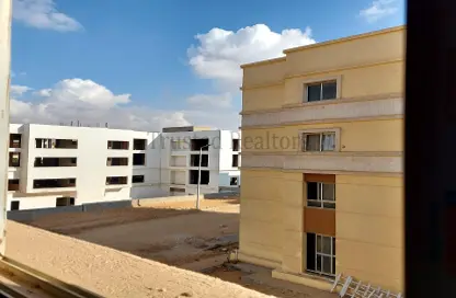 Apartment - 2 Bedrooms - 1 Bathroom for sale in Degla Palms - Al Wahat Road - 6 October City - Giza