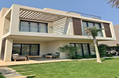 Villa - 5 Bedrooms - 4 Bathrooms for sale in Sodic East - 6th District - New Heliopolis - Cairo