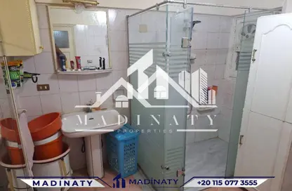 Apartment - 2 Bedrooms - 2 Bathrooms for sale in Smouha - Hay Sharq - Alexandria