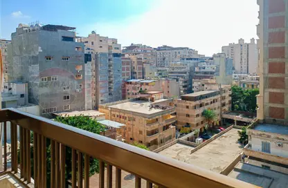 Apartment - 2 Bedrooms - 1 Bathroom for rent in Abdel Kader Ragab Basha St. - Kafr Abdo - Roushdy - Hay Sharq - Alexandria