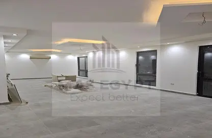Duplex - 5 Bedrooms - 4 Bathrooms for rent in Westown - Sheikh Zayed Compounds - Sheikh Zayed City - Giza