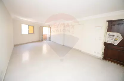 Apartment - 3 Bedrooms - 2 Bathrooms for sale in Al Andalus St. - Ibrahimia - Hay Wasat - Alexandria