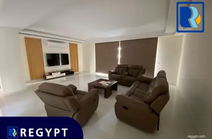 Apartment - 3 Bedrooms - 3 Bathrooms for rent in Mostafa Kamel St. - Maadi - Hay El Maadi - Cairo