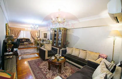 Apartment - 3 Bedrooms - 3 Bathrooms for sale in Ahmed Shawky St. - Bolkly - Hay Sharq - Alexandria