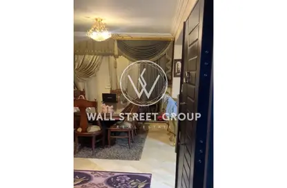 Apartment - 3 Bedrooms - 2 Bathrooms for sale in Al Sheikh Mohammed Al Nadi St. - 6th Zone - Nasr City - Cairo