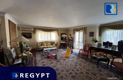 Apartment - 7 Bedrooms - 5 Bathrooms for sale in Al Laselky St. - El Laselky - New Maadi - Hay El Maadi - Cairo