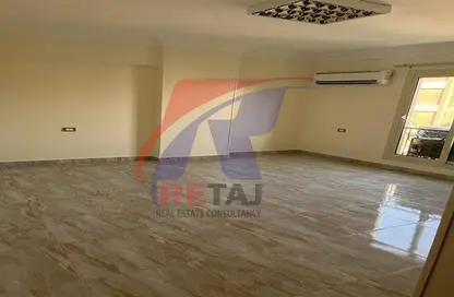 Apartment - 3 Bedrooms - 2 Bathrooms for sale in Al Tayaran St. - Rabaa Al Adaweyah - Nasr City - Cairo