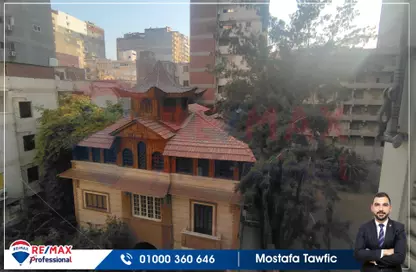 Apartment - 2 Bedrooms - 1 Bathroom for sale in Ahmed Basha Turk St. - Fleming - Hay Sharq - Alexandria