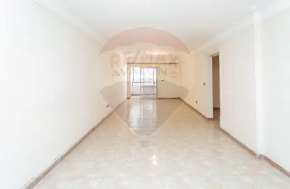 Apartment - 2 Bedrooms - 2 Bathrooms for sale in 14th of May Bridge - Smouha - Hay Sharq - Alexandria