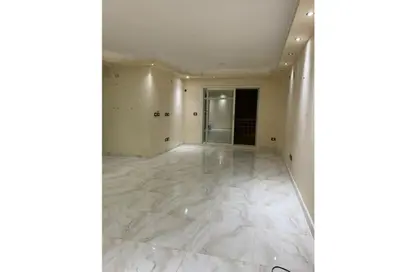 Apartment - 2 Bedrooms - 2 Bathrooms for sale in Madinaty - Cairo