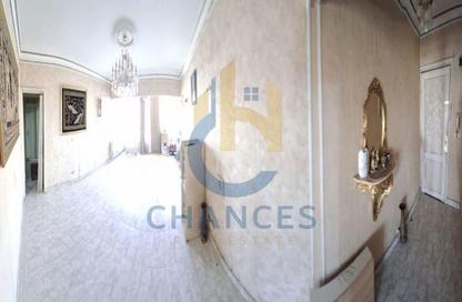 Apartment - 3 Bedrooms - 1 Bathroom for sale in Cornish El Nile St. - Maadi - Hay El Maadi - Cairo