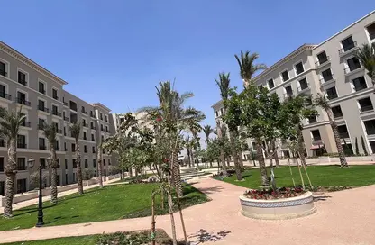 Townhouse - 4 Bedrooms - 3 Bathrooms for sale in Village West - Sheikh Zayed Compounds - Sheikh Zayed City - Giza