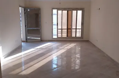 Apartment - 3 Bedrooms - 2 Bathrooms for rent in El Koronfel - The 5th Settlement - New Cairo City - Cairo