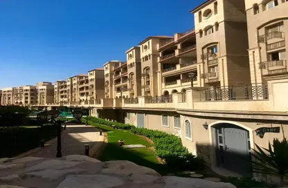 Apartment - 3 Bedrooms - 3 Bathrooms for sale in Rock Vera - 5th Settlement Compounds - The 5th Settlement - New Cairo City - Cairo