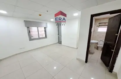 Office Space - Studio - 2 Bathrooms for rent in Zahraa Al Maadi St. - Degla - Hay El Maadi - Cairo