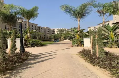 Apartment - 4 Bedrooms - 3 Bathrooms for sale in Village West - Sheikh Zayed Compounds - Sheikh Zayed City - Giza