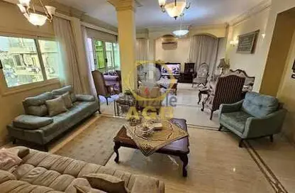 Apartment - 3 Bedrooms - 3 Bathrooms for sale in Al Merghany St. - Ard El Golf - Heliopolis - Masr El Gedida - Cairo