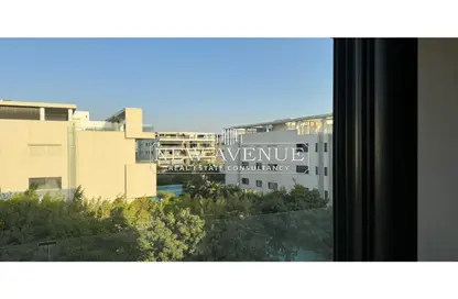 Apartment - 2 Bedrooms - 3 Bathrooms for sale in Lake View Residence - 5th Settlement Compounds - The 5th Settlement - New Cairo City - Cairo