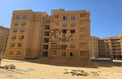 Apartment - 3 Bedrooms - 2 Bathrooms for sale in 2 and 2 - Al Andalus District - New Cairo City - Cairo