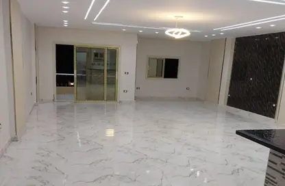 Apartment - 3 Bedrooms - 3 Bathrooms for sale in Al Thawra St. - Mashal - El Haram - Hay El Haram - Giza