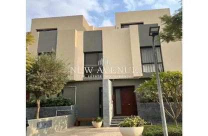 Villa - 3 Bedrooms - 3 Bathrooms for sale in Al Burouj Compound - El Shorouk Compounds - Shorouk City - Cairo