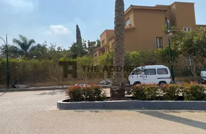 Townhouse - 4 Bedrooms - 4 Bathrooms for sale in Bellagio - Ext North Inves Area - New Cairo City - Cairo