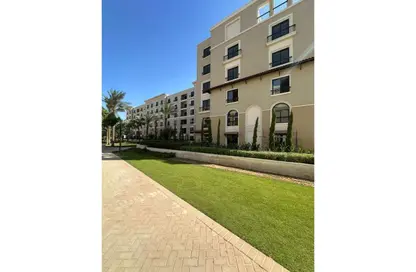 Apartment - 3 Bedrooms - 3 Bathrooms for sale in Village West - Sheikh Zayed Compounds - Sheikh Zayed City - Giza