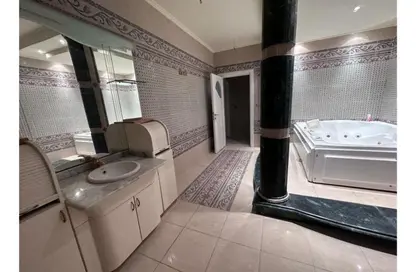 Apartment - 6 Bedrooms - 5 Bathrooms for rent in Sheikh Zayed City - Giza